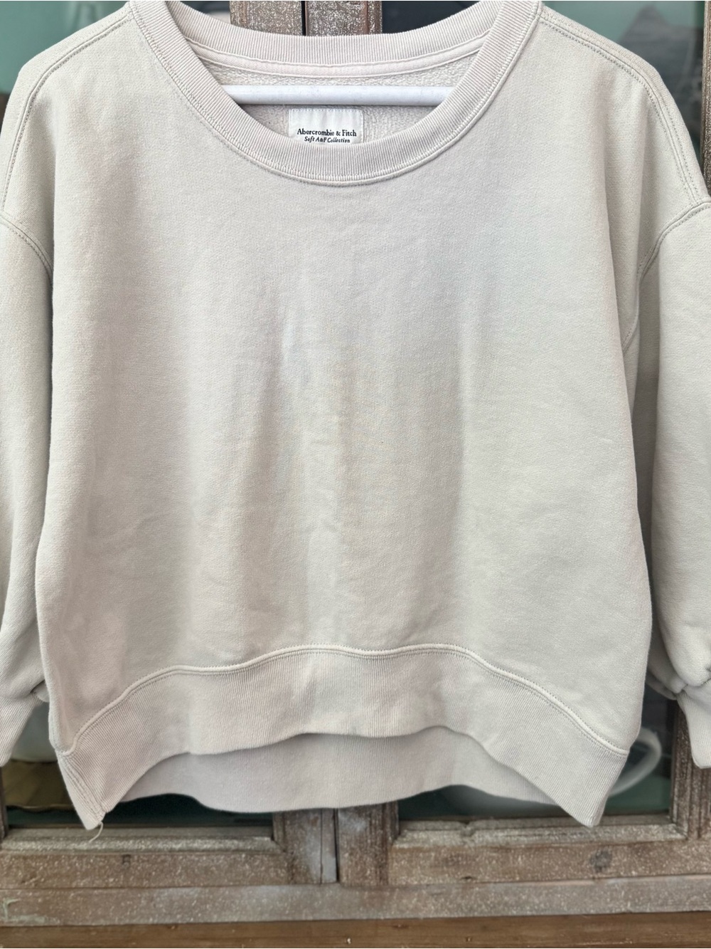 Abercrombie & Fitch Cream Puff Balloon Sleeve 3/4 Sweatshirt S